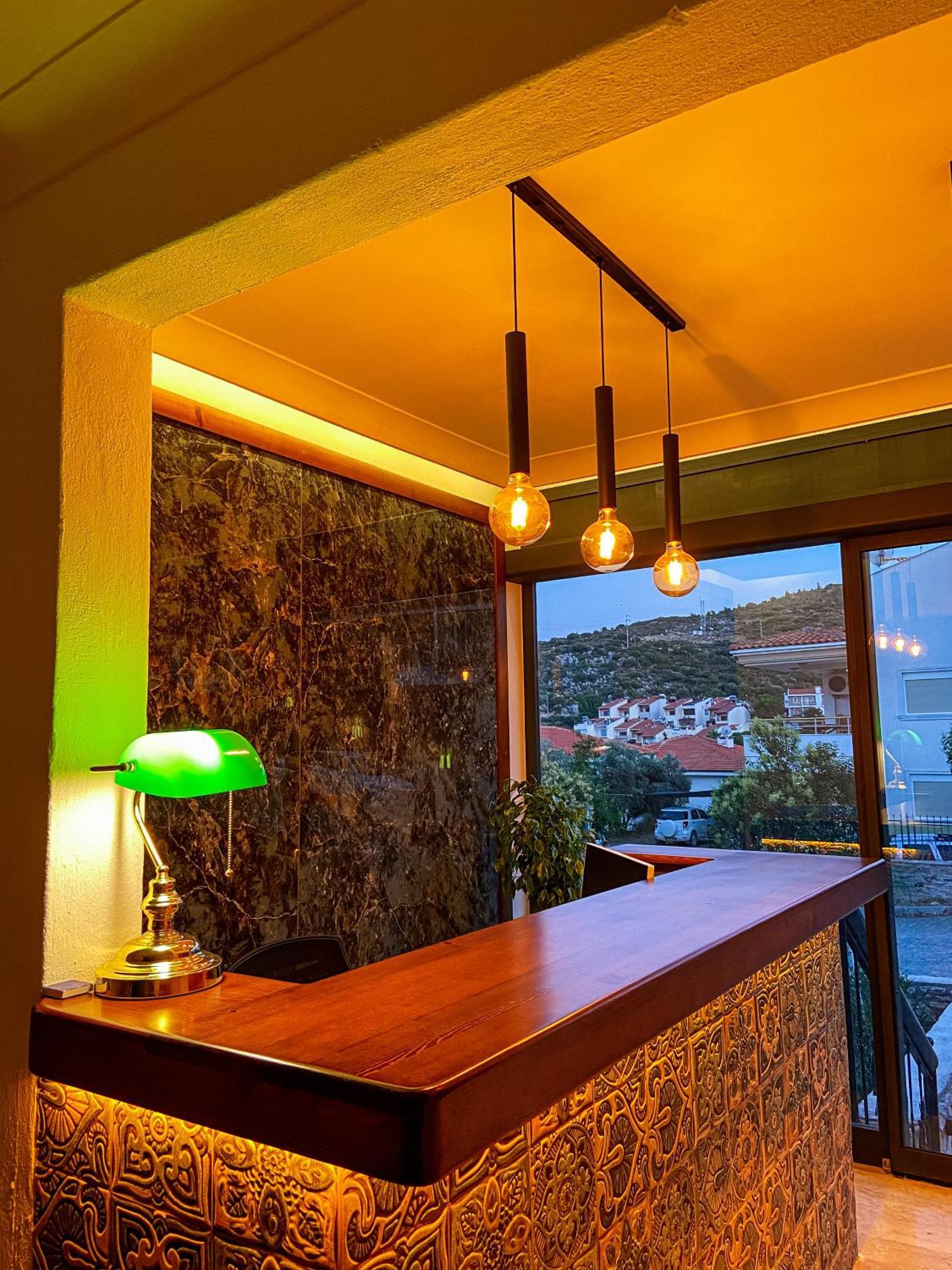 Oezguem Suite Otel Датча Екстериор снимка