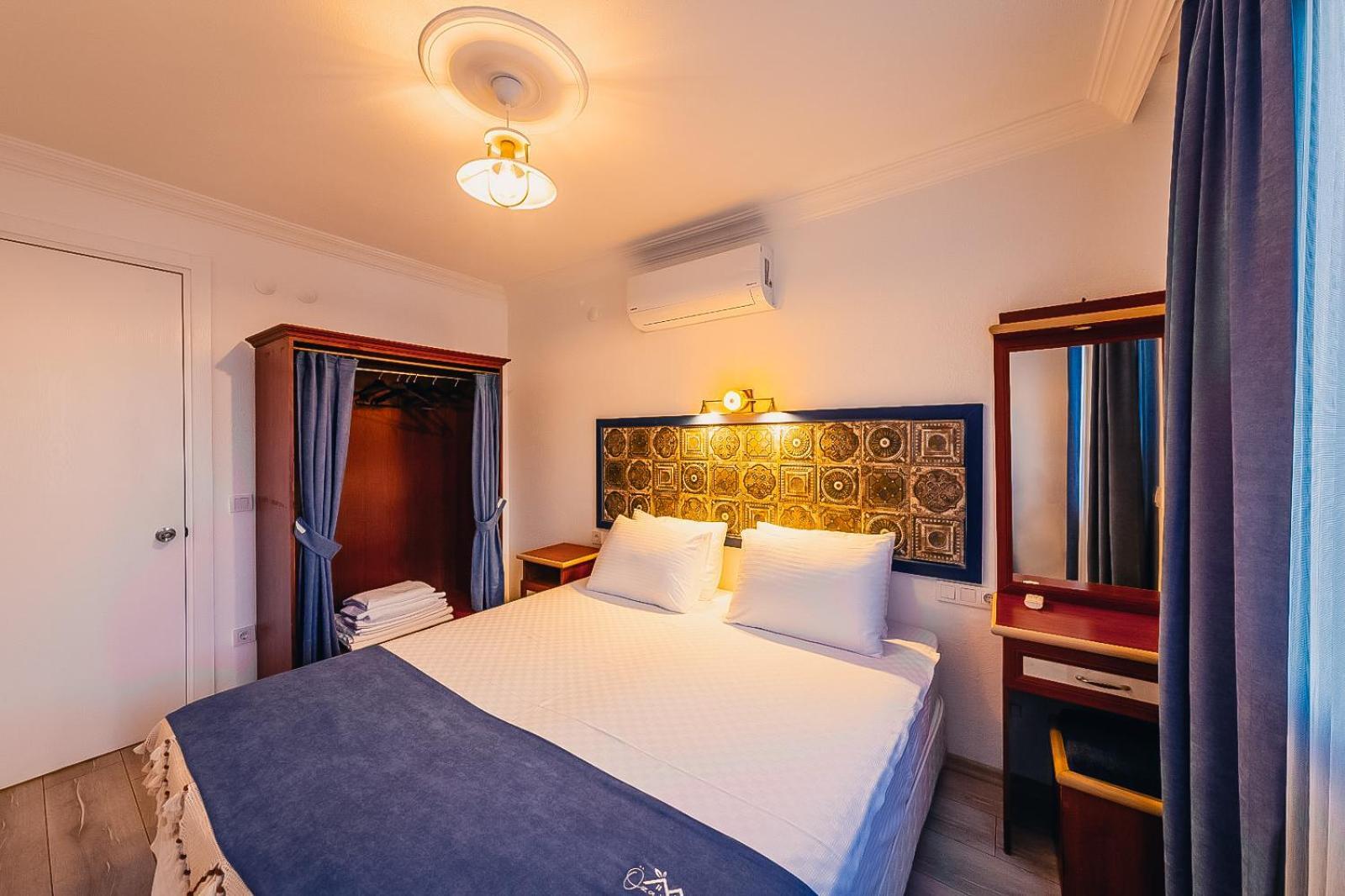 Oezguem Suite Otel Датча Екстериор снимка