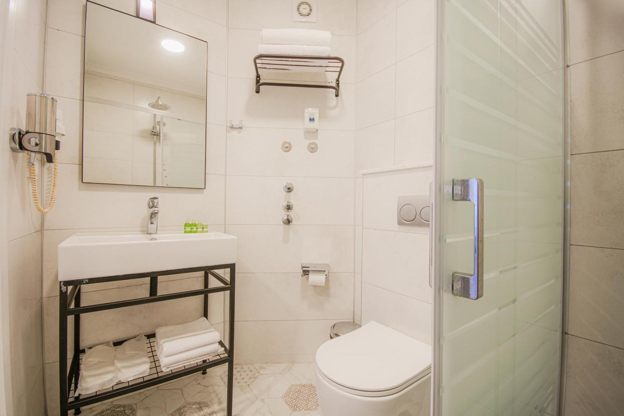 Oezguem Suite Otel Датча Екстериор снимка