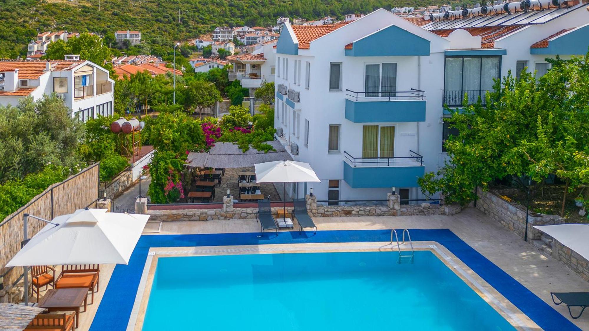 Oezguem Suite Otel Датча Екстериор снимка